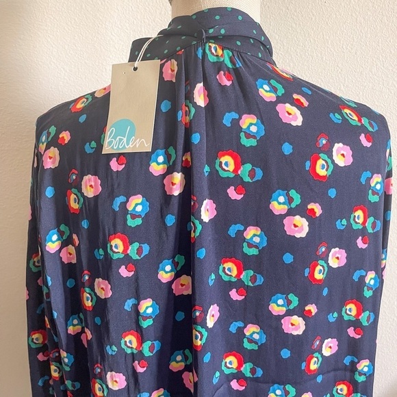 Boden Grace Floral Neck Tie Blouse | Size 14 - Picture 10 of 16